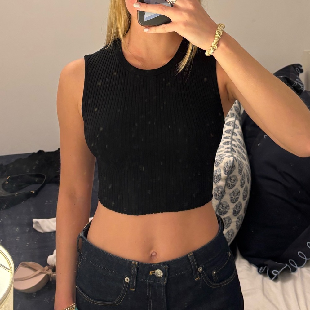 Zara Black Sleeveless Ribbed Crop Top